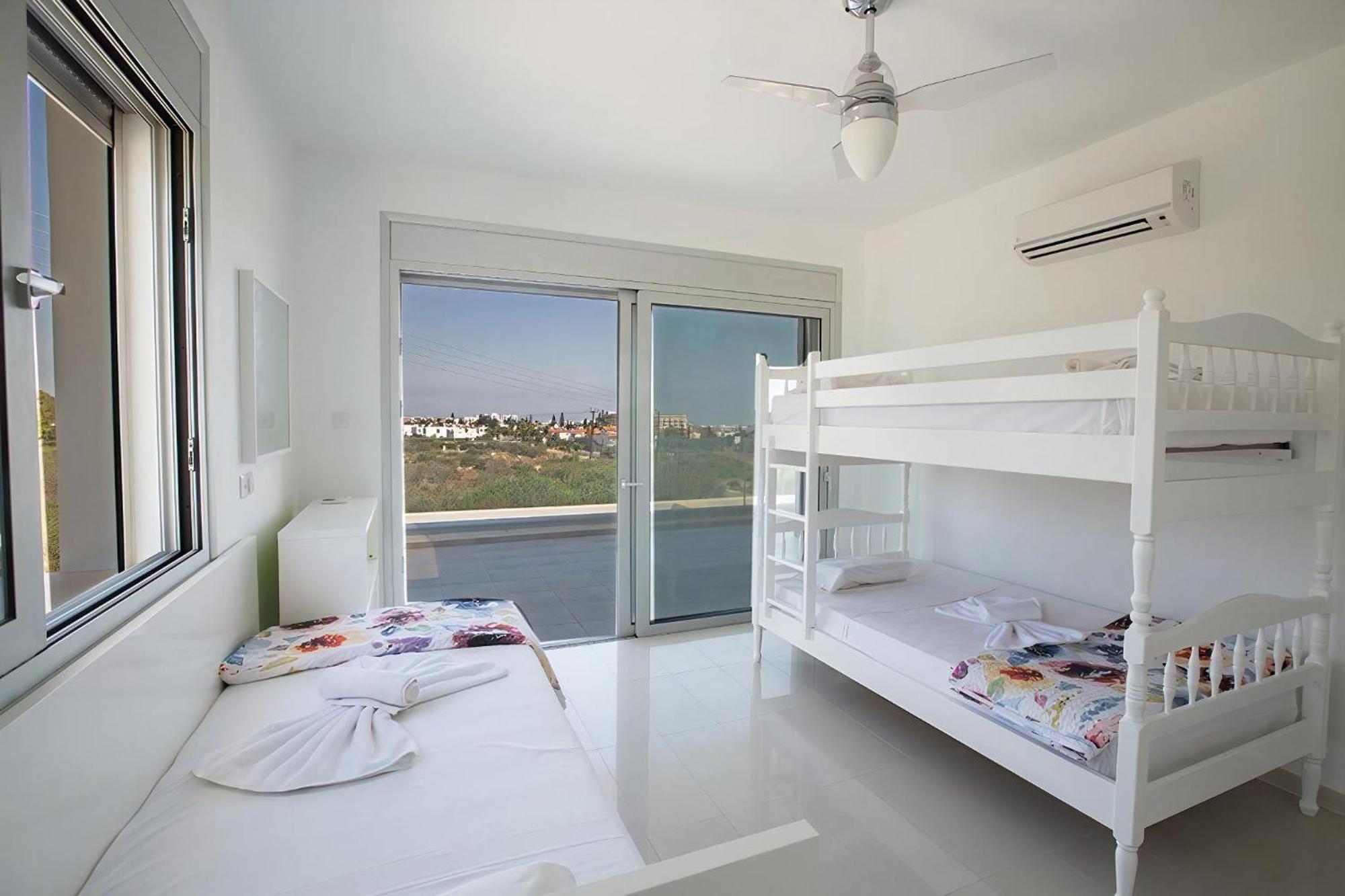 Villa Protara Chrysos - Beautiful 5 Bedroom Protaras Villa - Walking Distance To Fig Tree Bay Buitenkant foto